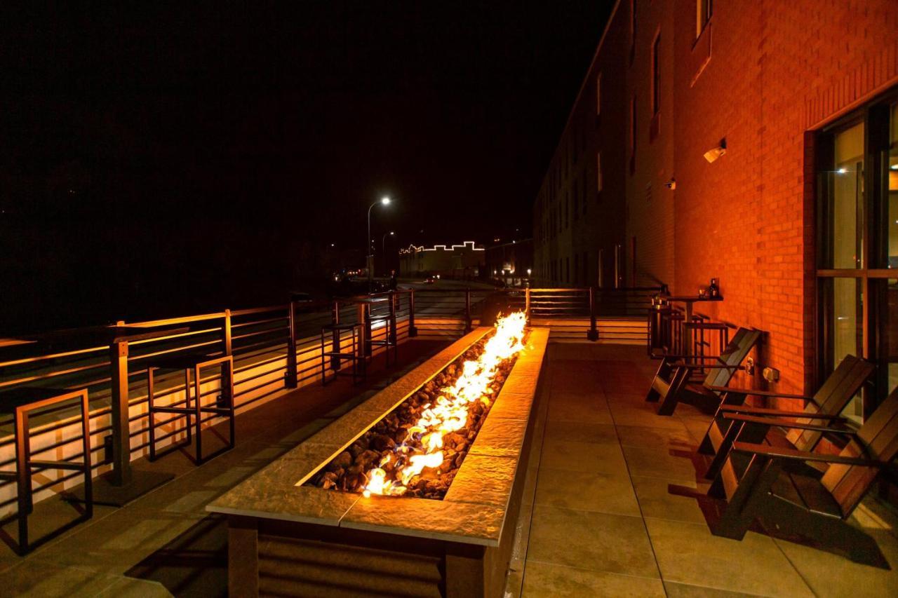 Hotel Four Points By Sheraton 3*